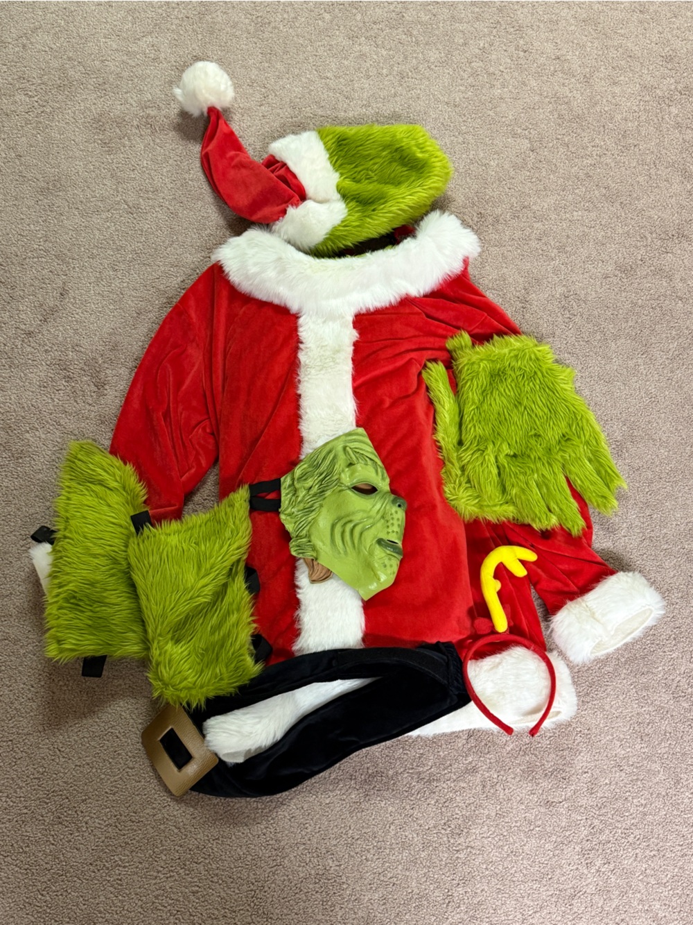 Adult Grinch Santa Costume - Green & Red Holiday Outfit Size Medium